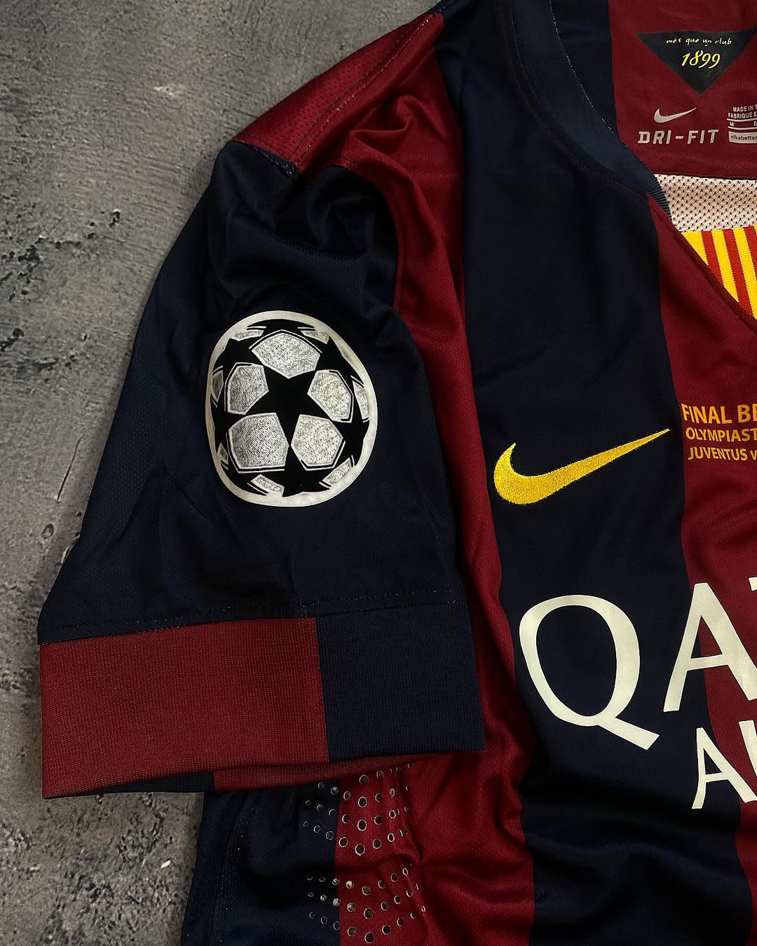 Neymar 11 Barcelona 2015 Retro Jersey
