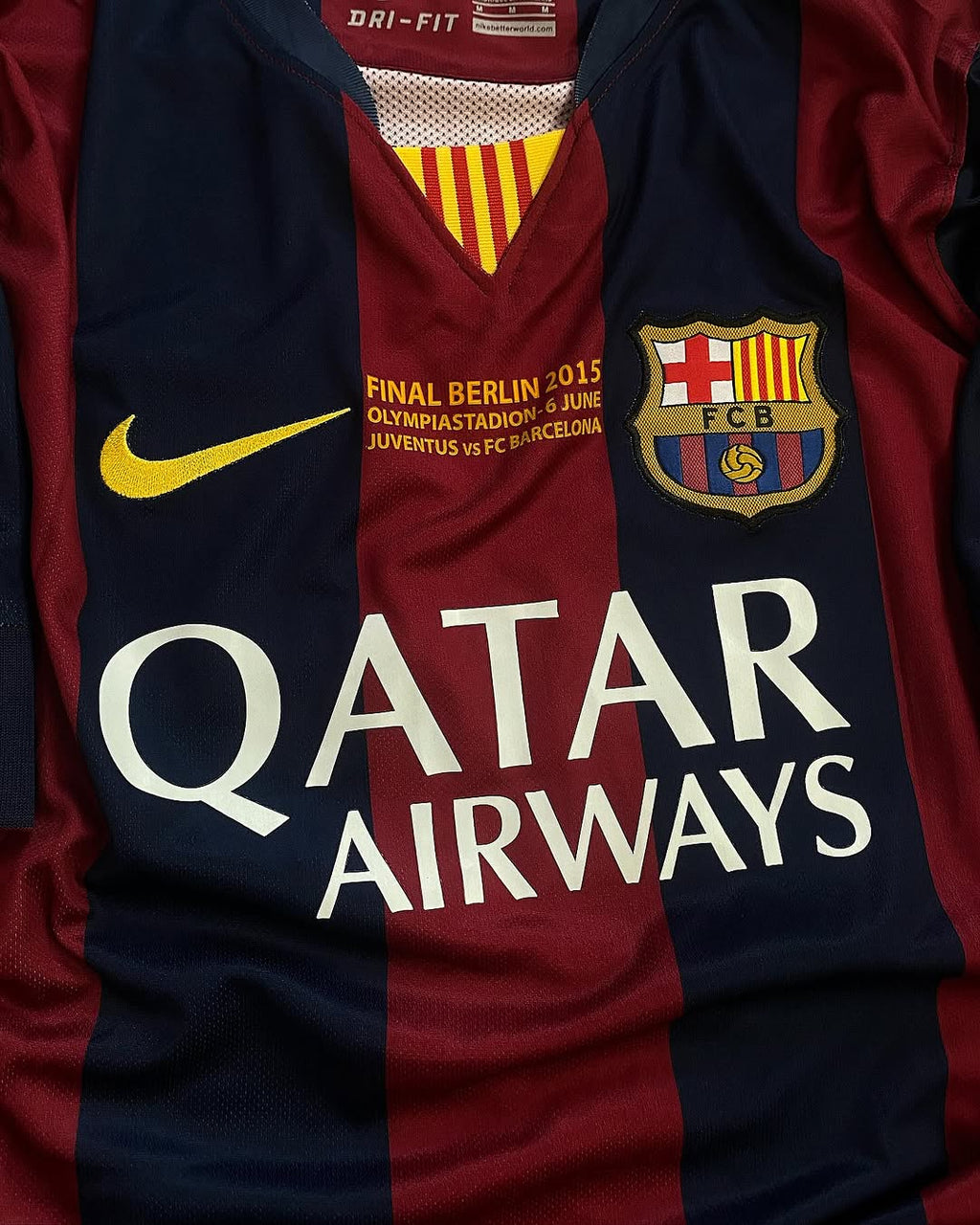 Neymar 11 Barcelona 2015 Retro Jersey
